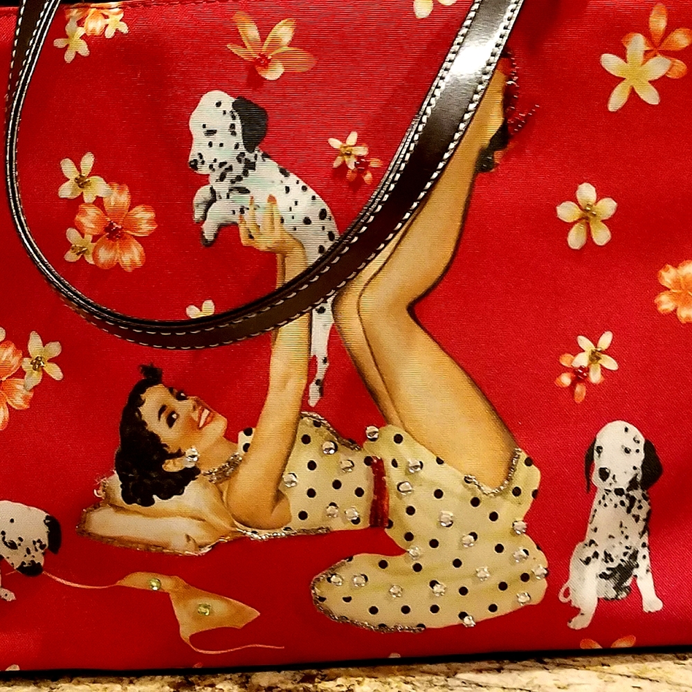 Pin Up Girl Purse - Picture 3 of 10